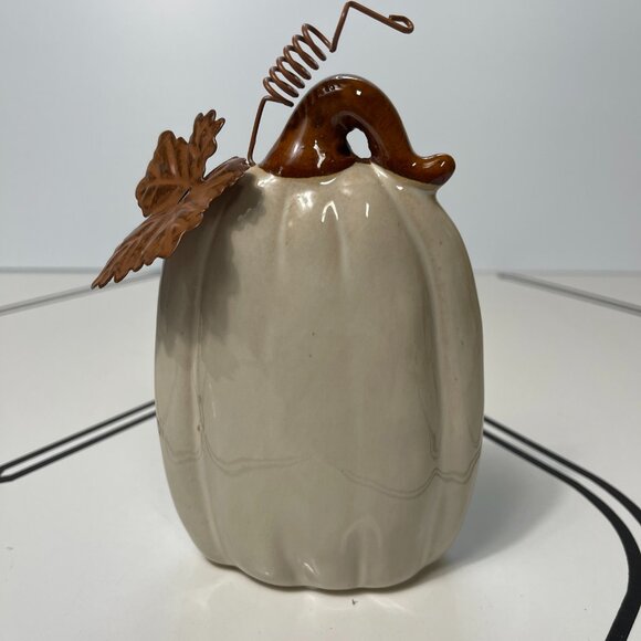 Kirkland's~Pumpkin~Ceramic Cozy Fall~Halloween~Thanksgiving Decor - Picture 1 of 7